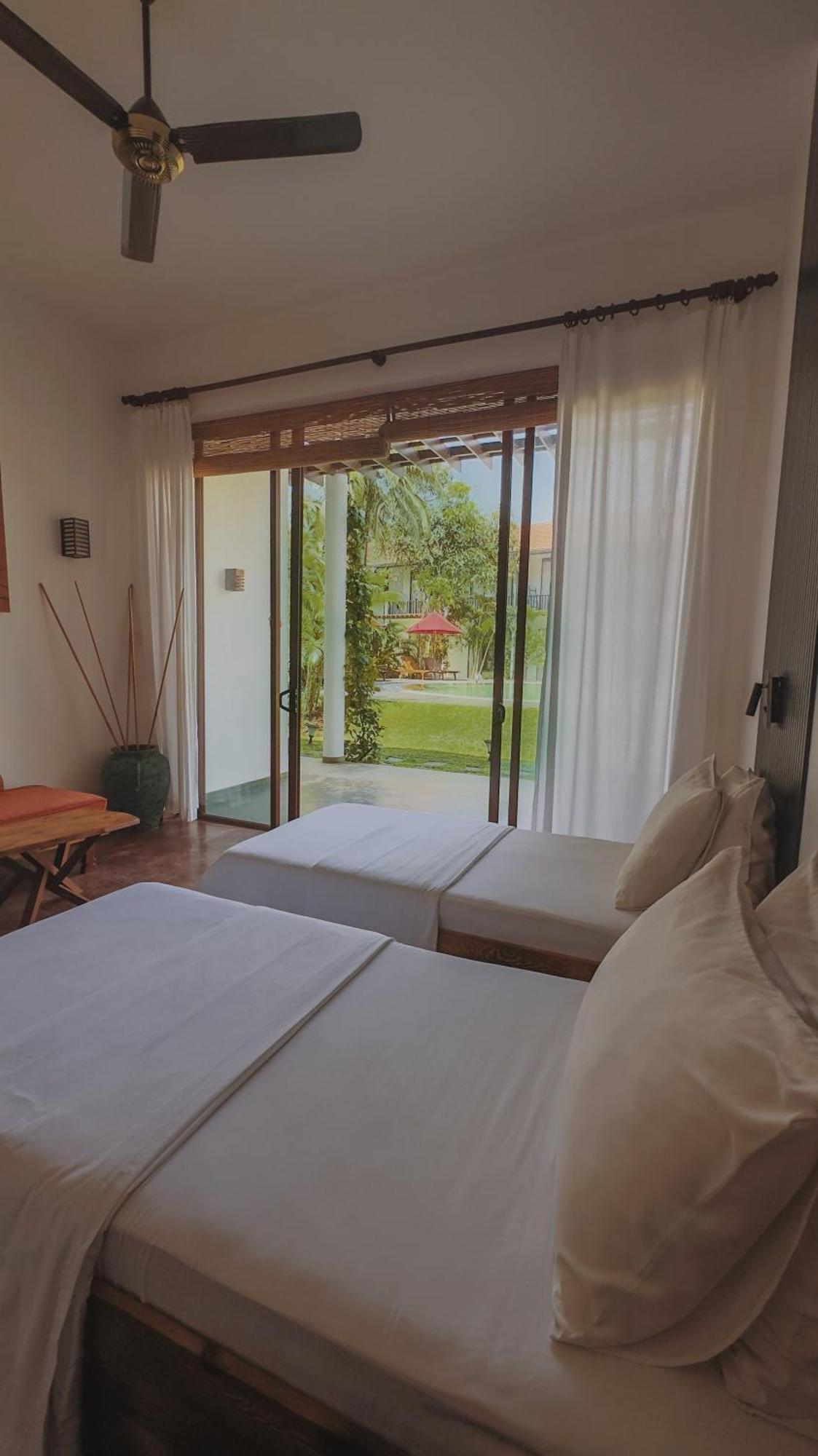 Palm Garden Ayurveda Resort 아항가마 외부 사진